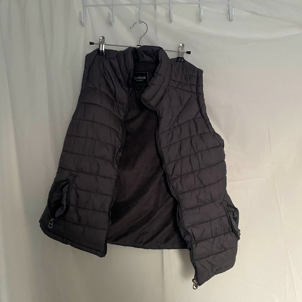 Womens so sleeve puffy vest
